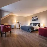 Monvillage